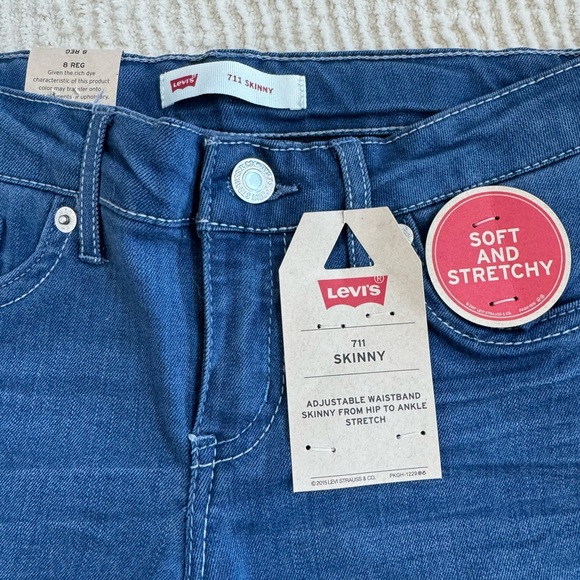Girls Levi’s jeans. 2 pairs. - Picture 2 of 4